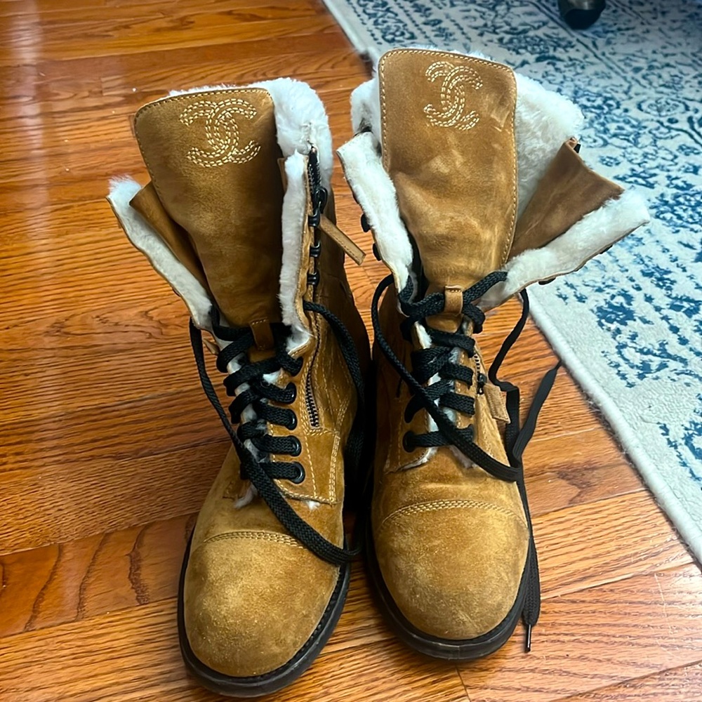 Chanel suede shearling boots, size 37
